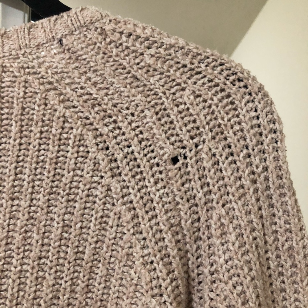 Sweater - Picture 6 of 7